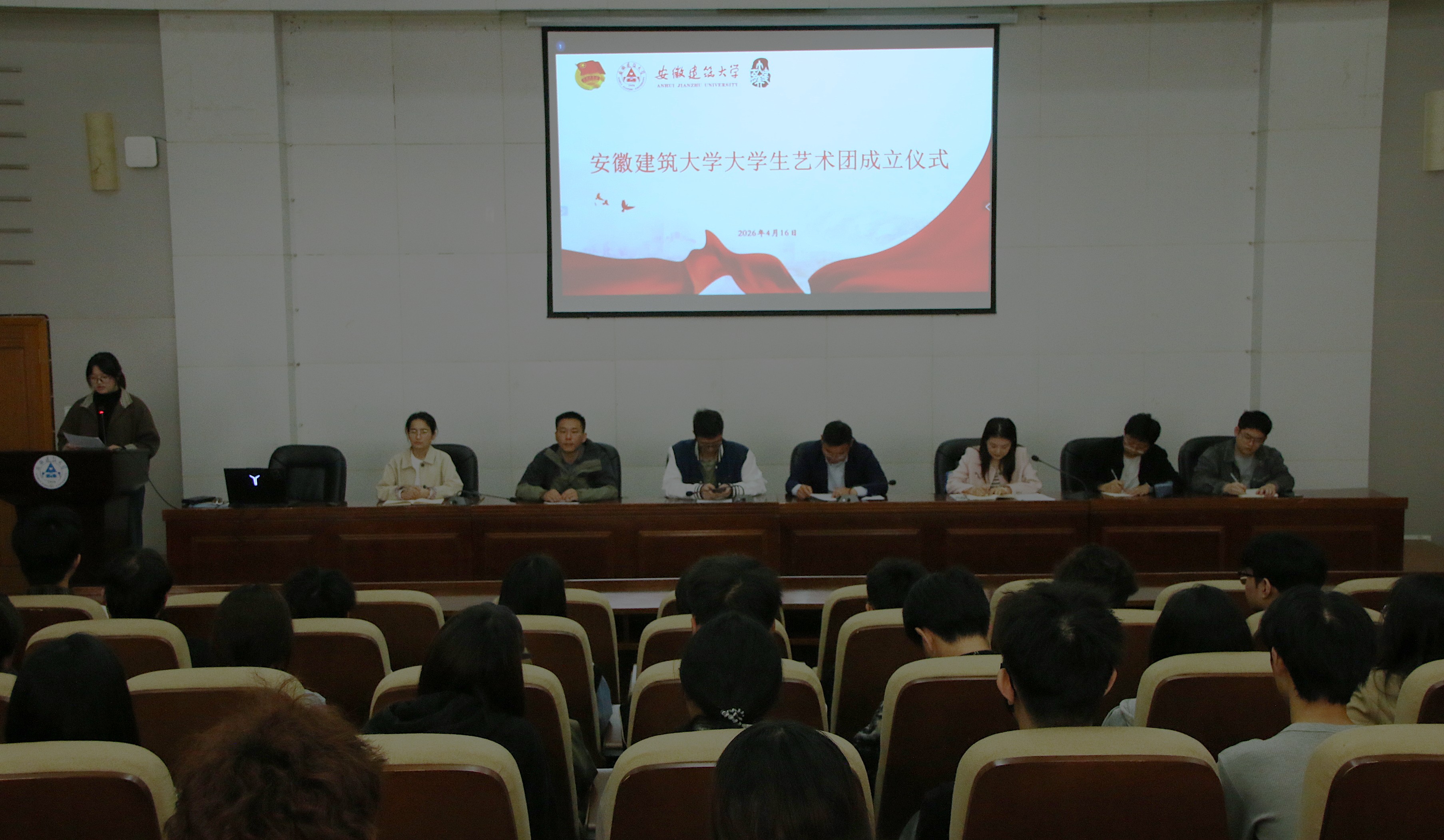 十八禁不卡国产在线播放