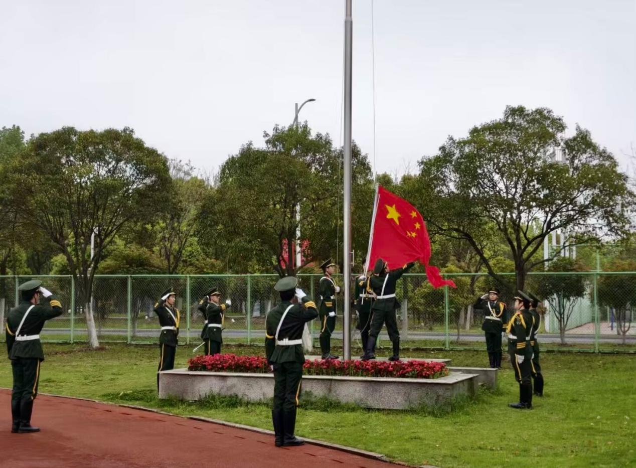 十八禁不卡国产在线播放