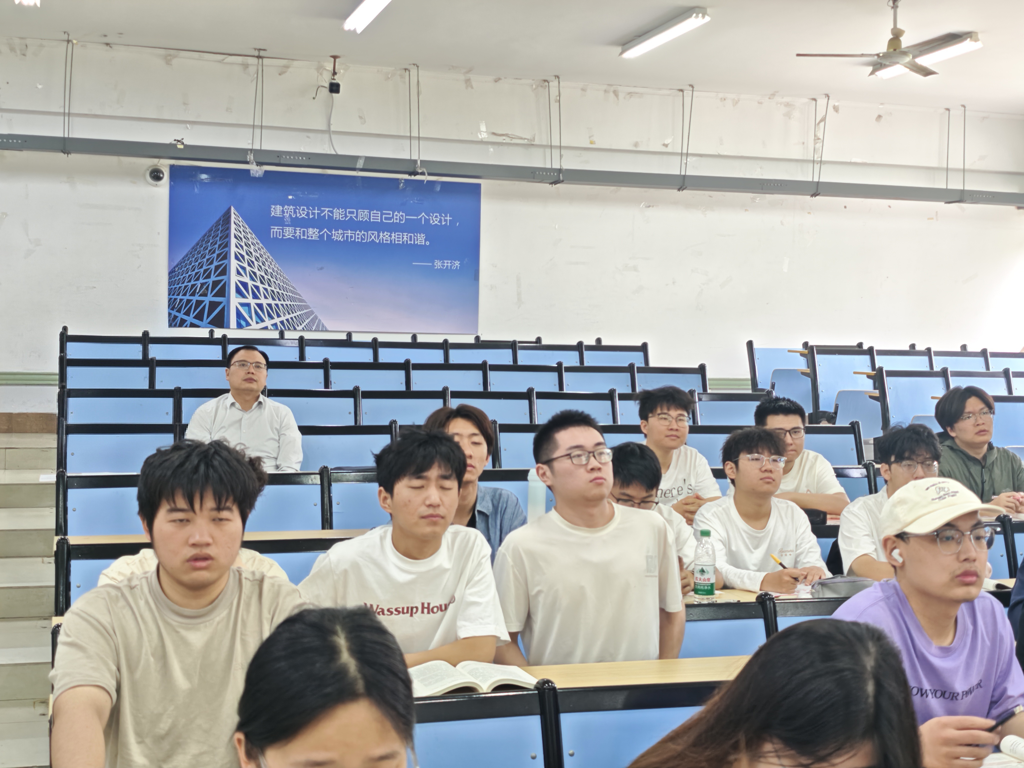 十八禁不卡国产在线播放