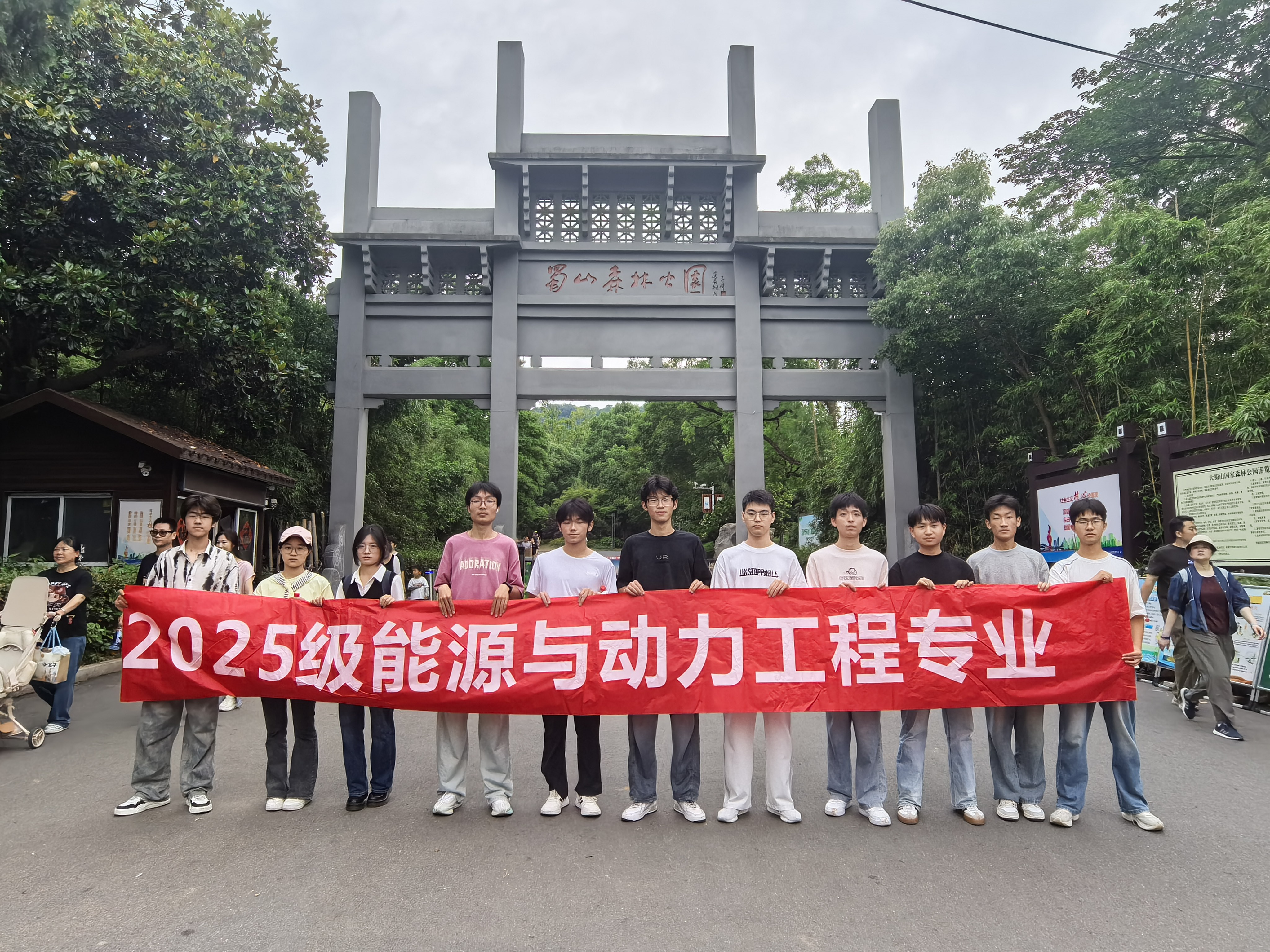 十八禁不卡国产在线播放